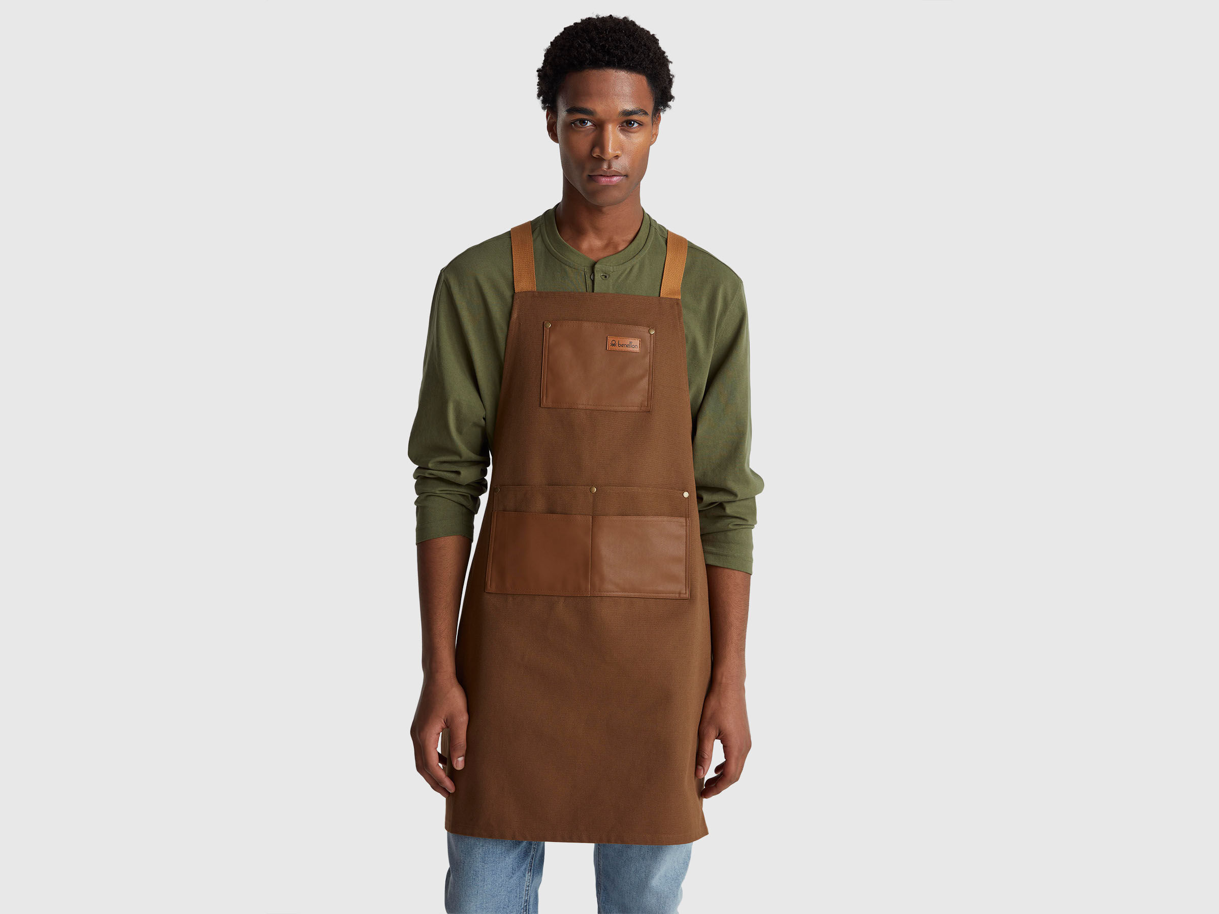 APRON Men image number 4